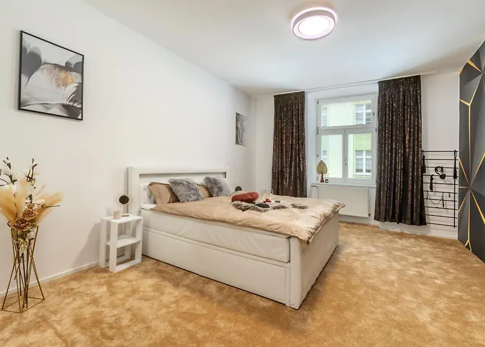 Apartment Romanticky Unik Hradec Kralove